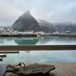 Apartment Lofoten - Rostad Retro Rorbuer *