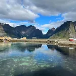 Apartment Lofoten - Rostad Retro Rorbuer