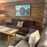 Lofoten - Rostad Retro Rorbuer Lägenhet Reine