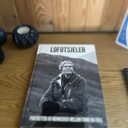 Lofoten - Rostad Retro Rorbuer * Reine