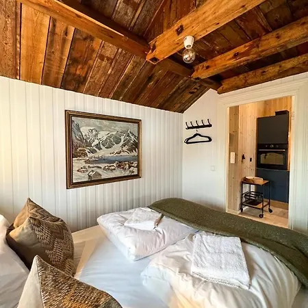 Lofoten - Rostad Retro Rorbuer Apartamento *