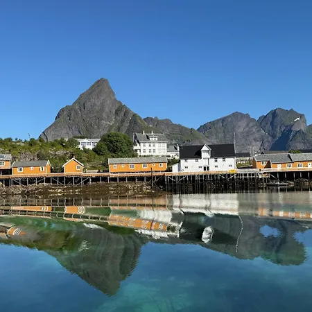 Lofoten - Rostad Retro Rorbuer Lägenhet Reine