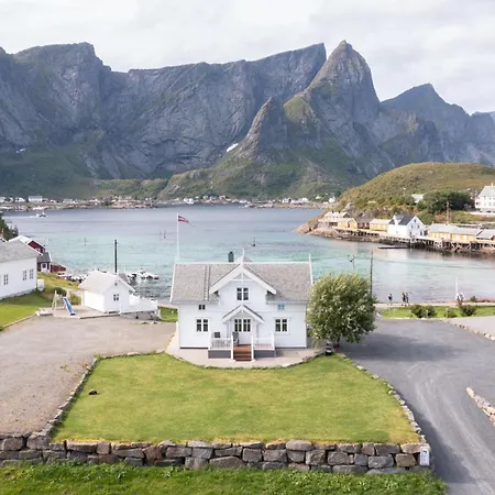 Lofoten - Rostad Retro Rorbuer Daire Reine