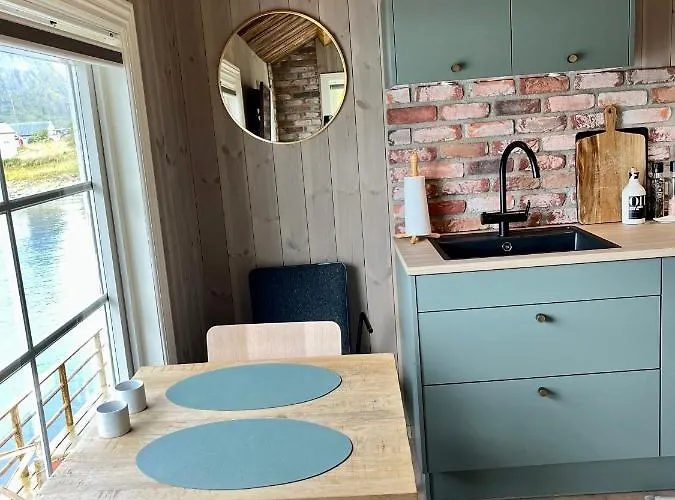 Daire Lofoten - Rostad Retro Rorbuer *