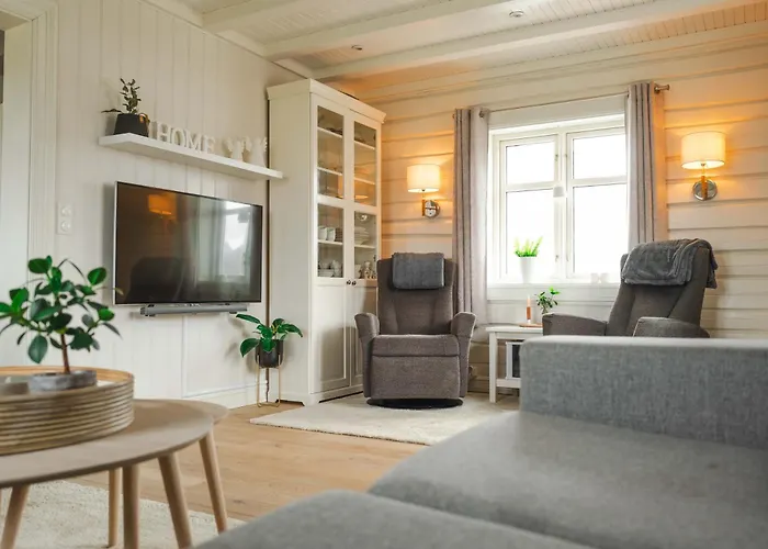 Lofoten - Rostad Retro Rorbuer * Reine