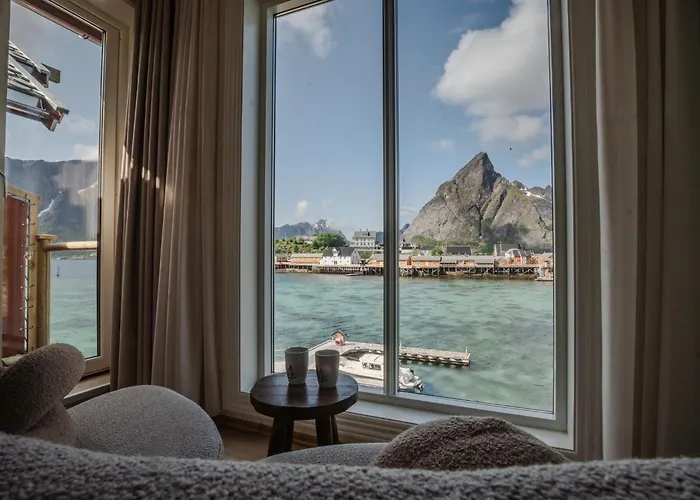 Lofoten - Rostad Retro Rorbuer Daire Reine